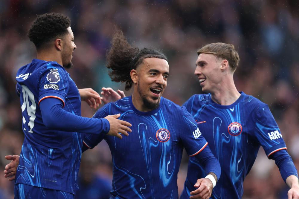 士队凭借出 士队凭借出